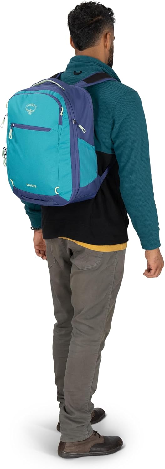 26 Plus 6 Litre Expandable Travel Pack with Laptop Sleeve, Blue