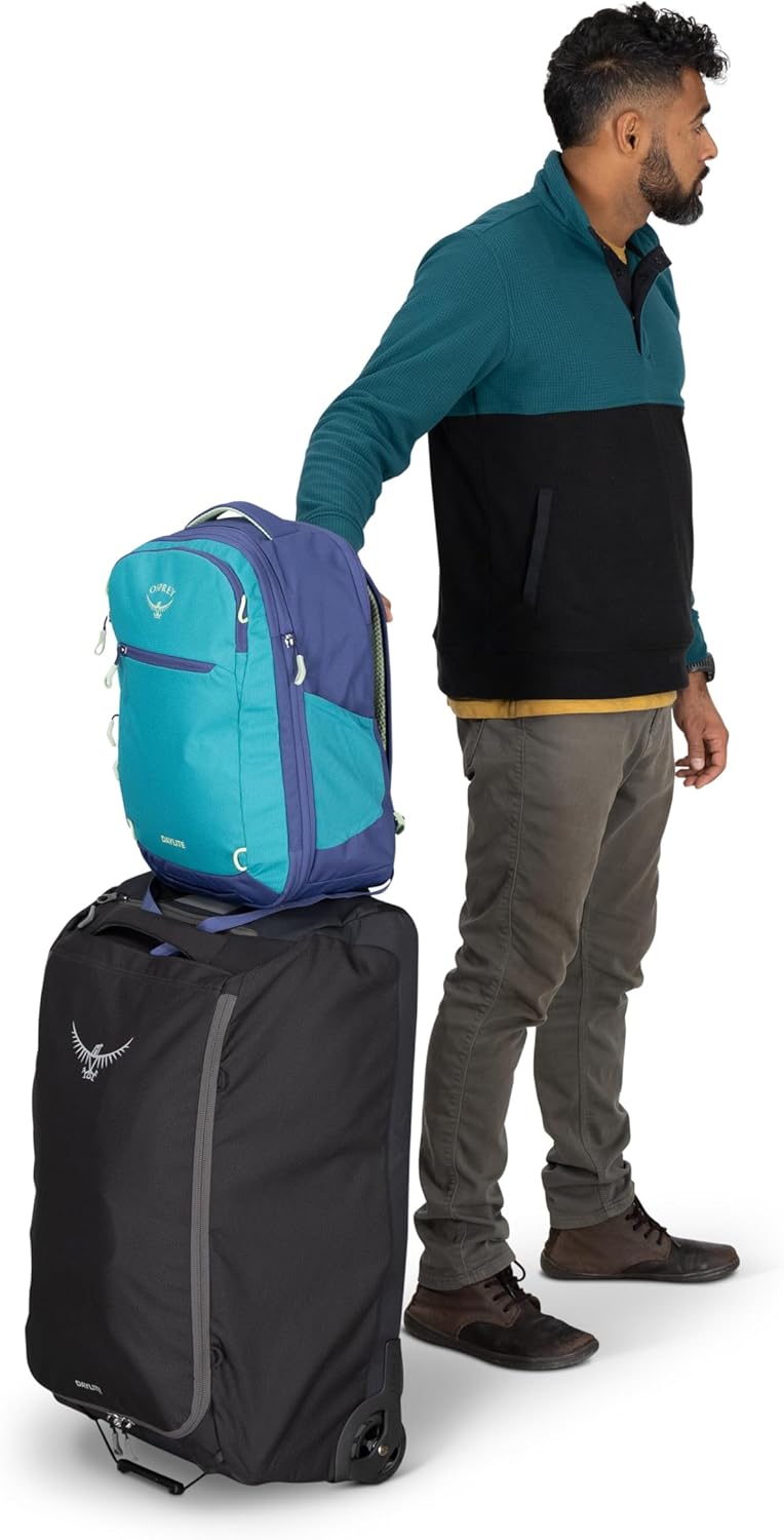 26 Plus 6 Litre Expandable Travel Pack with Laptop Sleeve, Blue